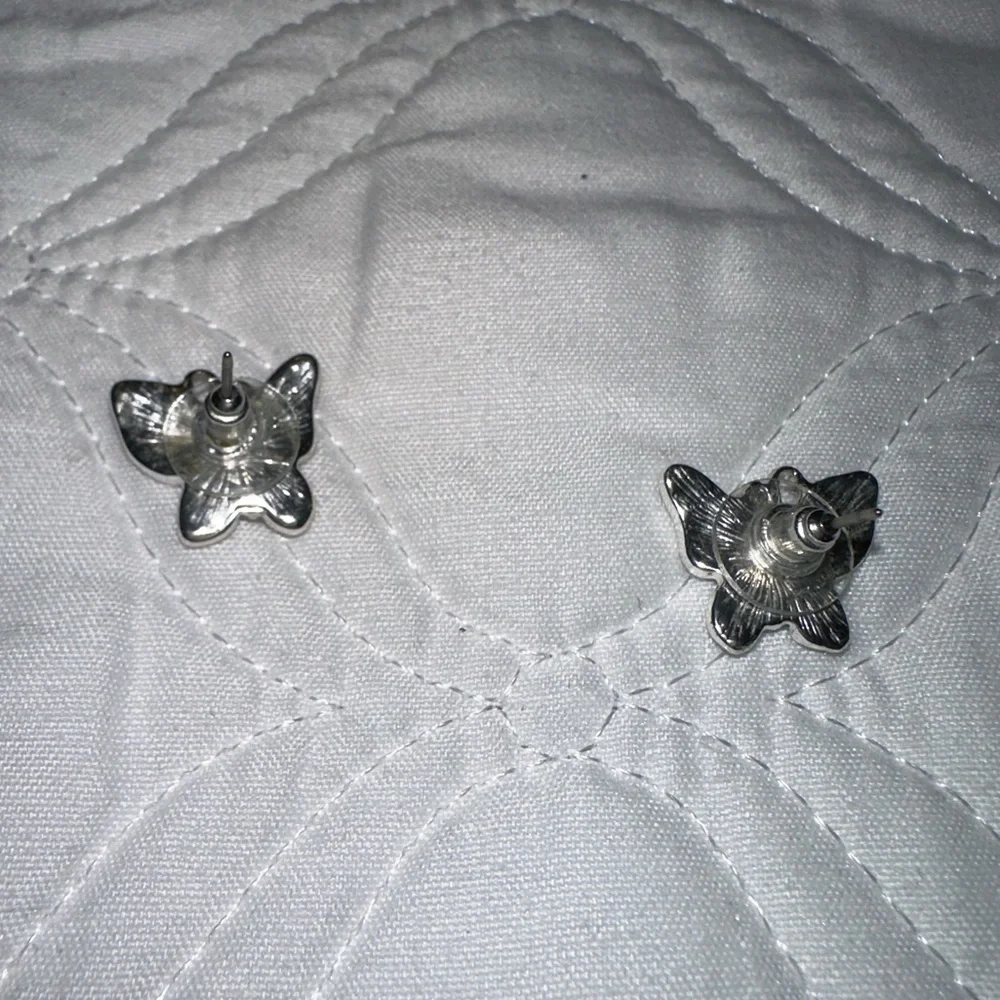 Butterfly Earrings - Picture 5 of 6